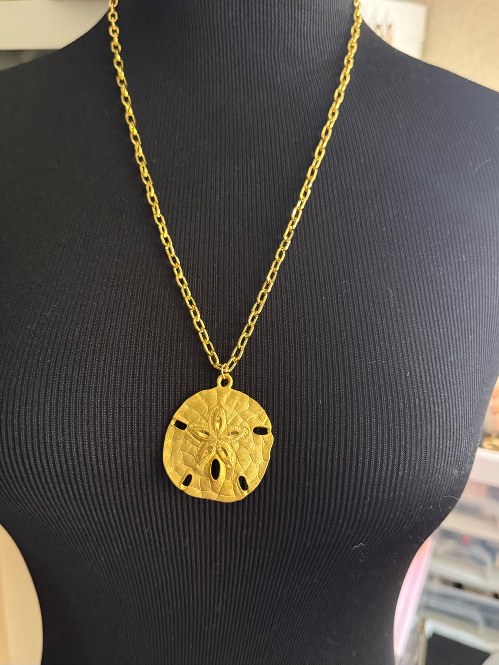 Gold Sand Dollar Pendant Necklace - Women Jewelry